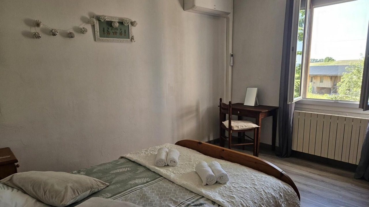 Photo of Bedroom in Labastide-de-Levis