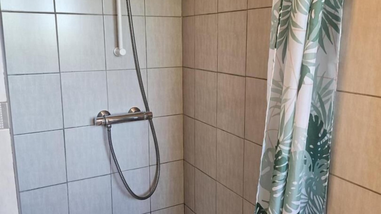 Photo of Bathroom in Labastide-de-Levis