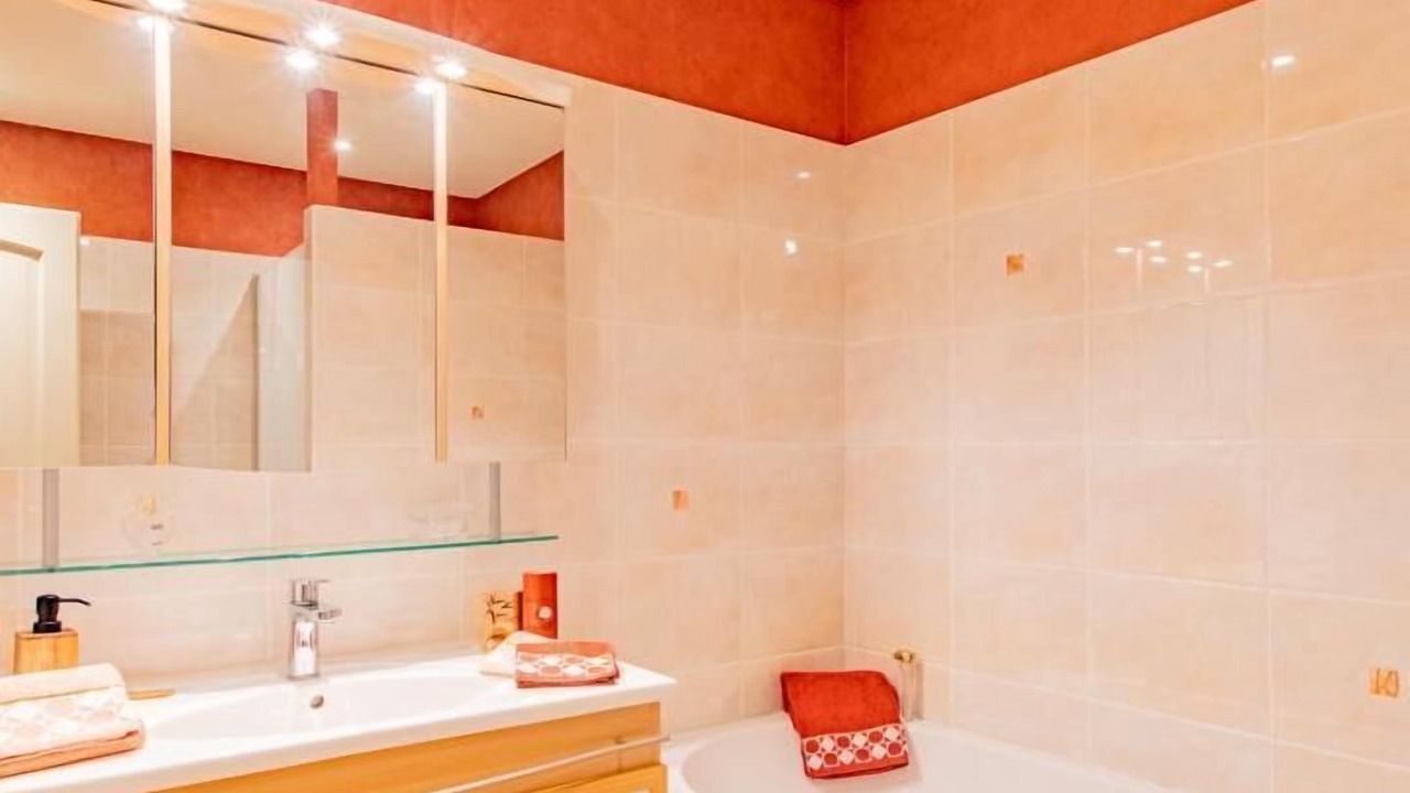 Photo of Bathroom in Peronne