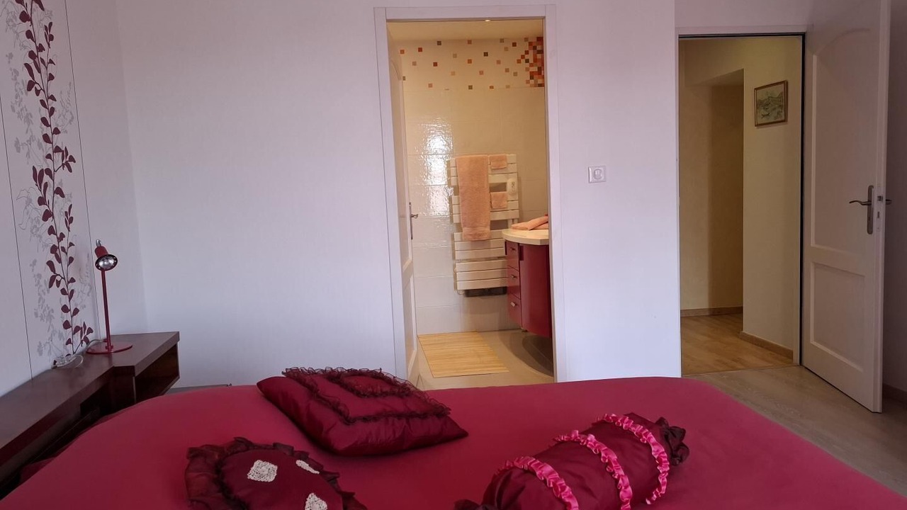 Photo of Bedroom in Peronne