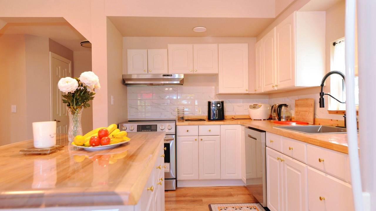 Photo of Kitchen in Amherstburg