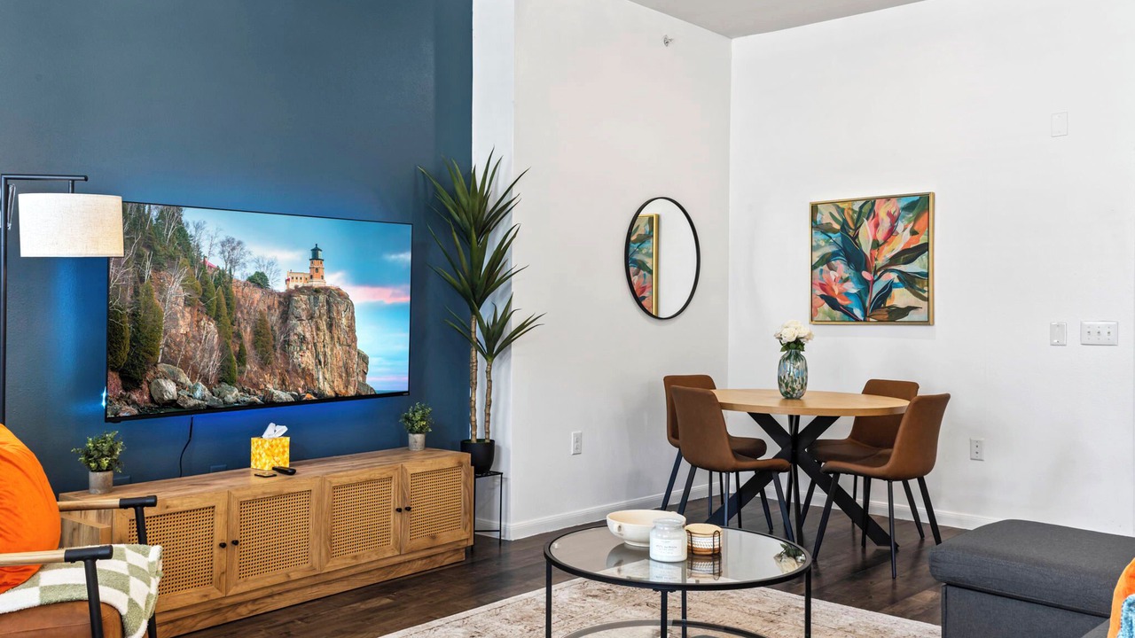 Photo of Livingroom in Montopolis