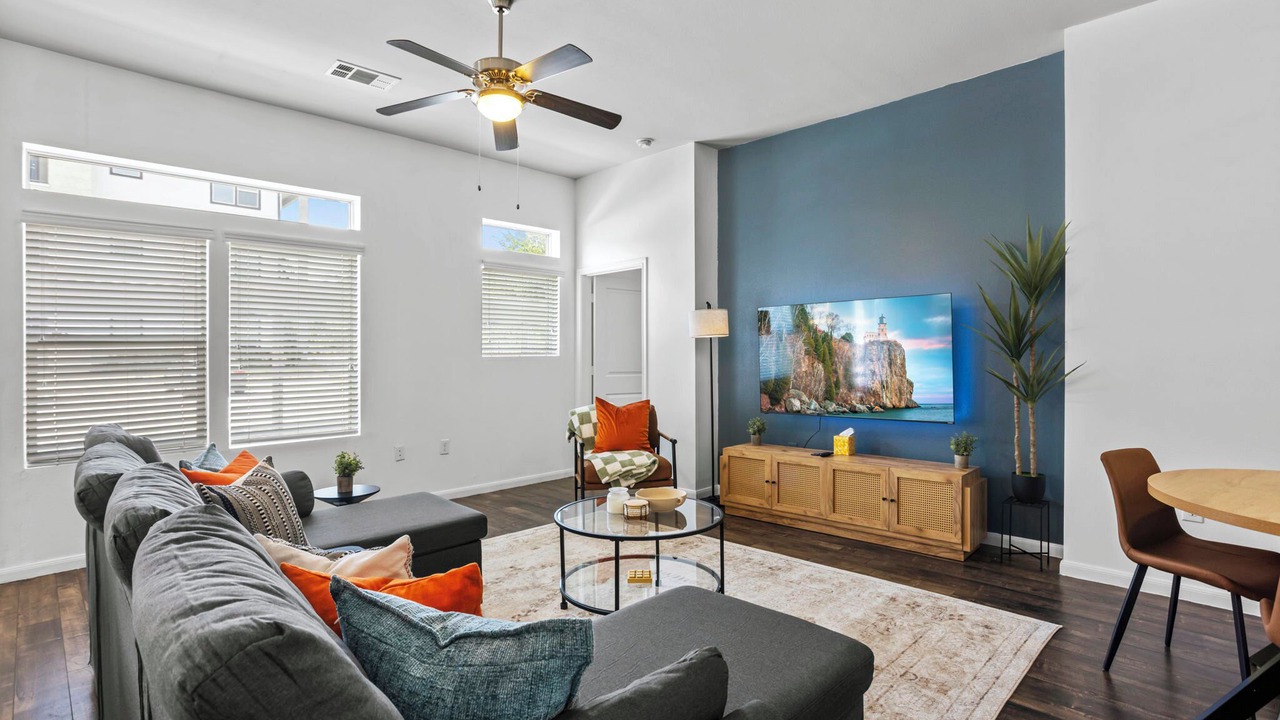 Photo of Livingroom in Montopolis