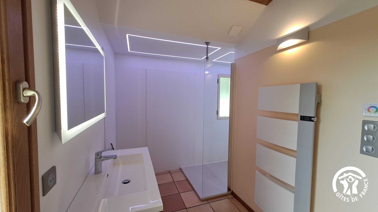Photo of Bathroom in Cahuzac-sur-Vere