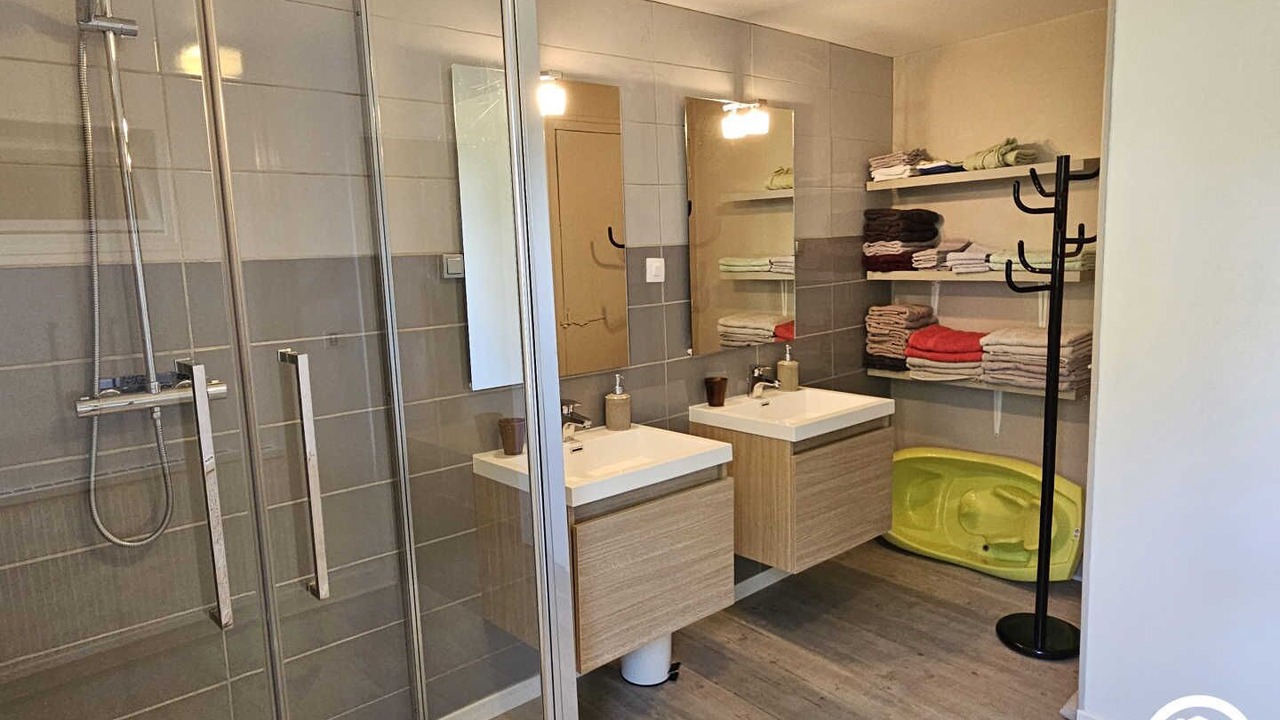 Photo of Bathroom in Labruguiere