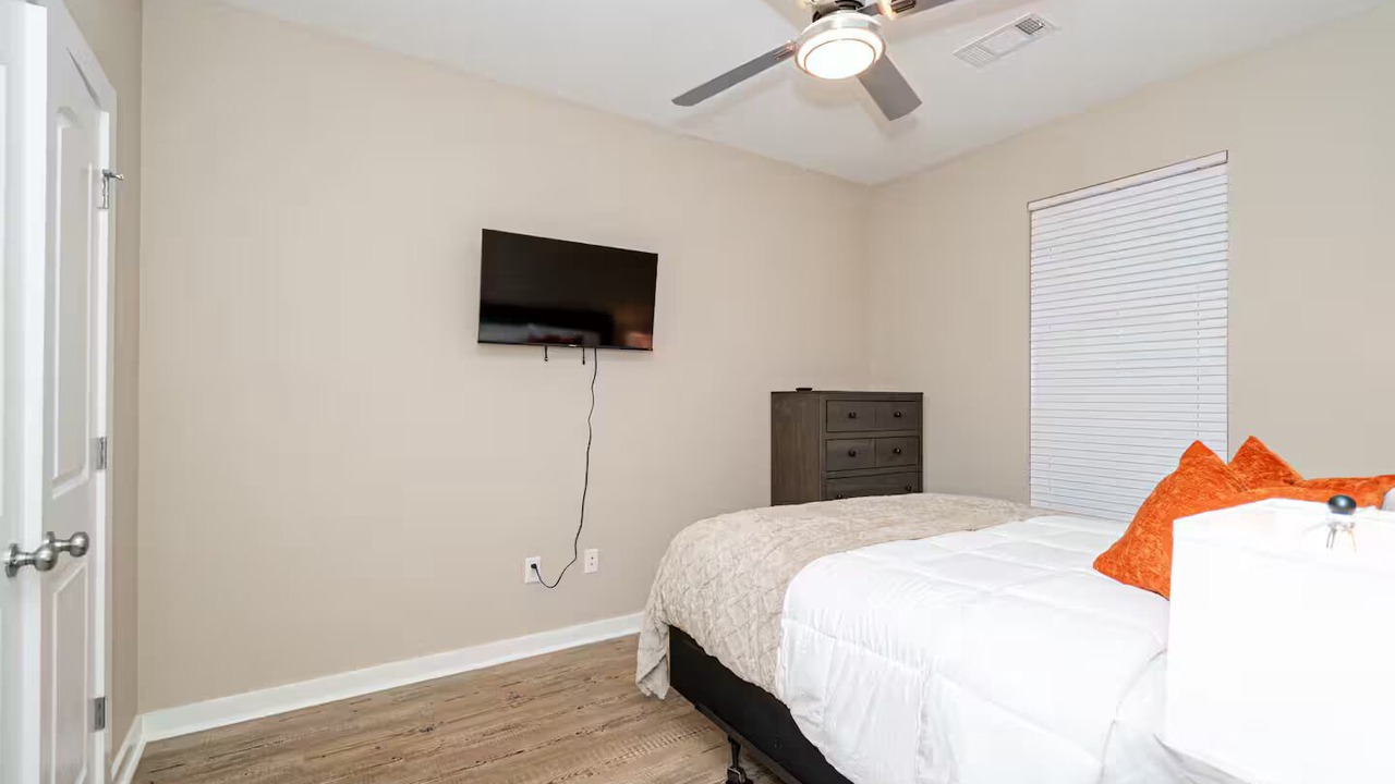 Photo of Bedroom in El Dorado