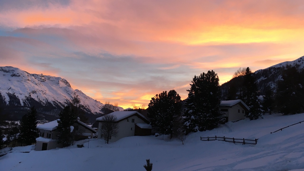 Photo of Others in Samedan