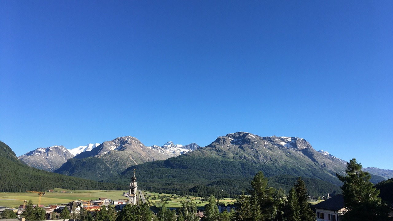 Photo of Others in Samedan