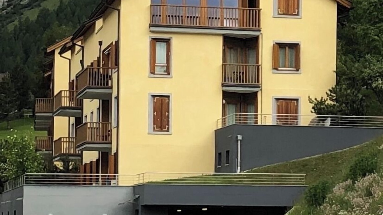 Photo of Outdoor in Samedan