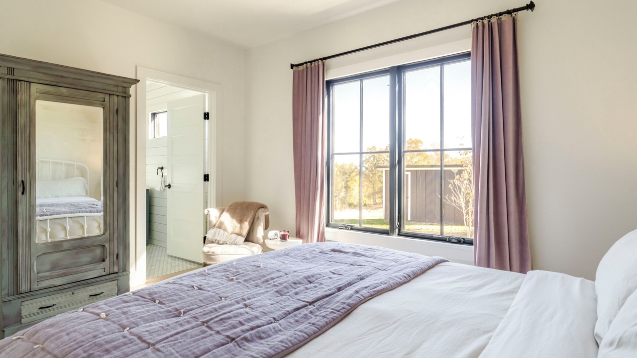 Photo of Bedroom in Batesville