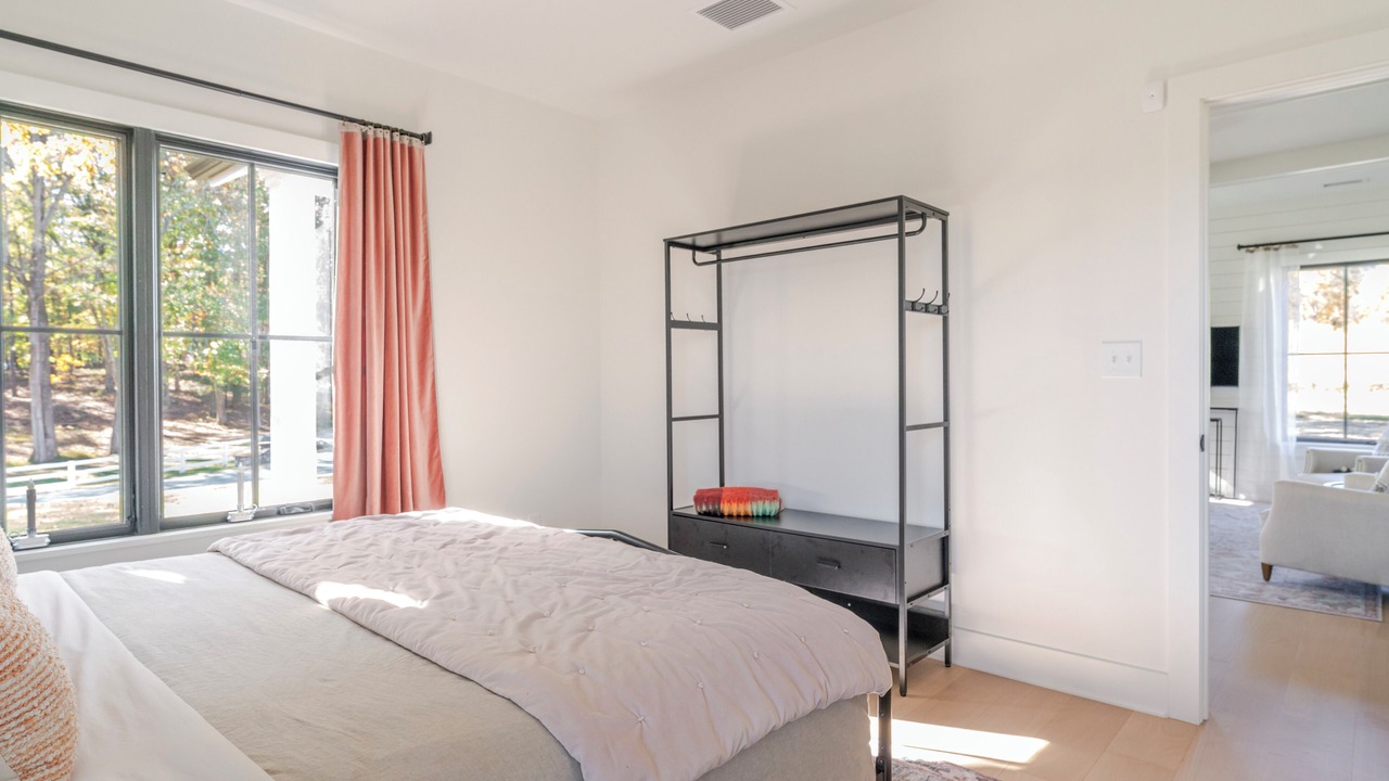 Photo of Bedroom in Batesville