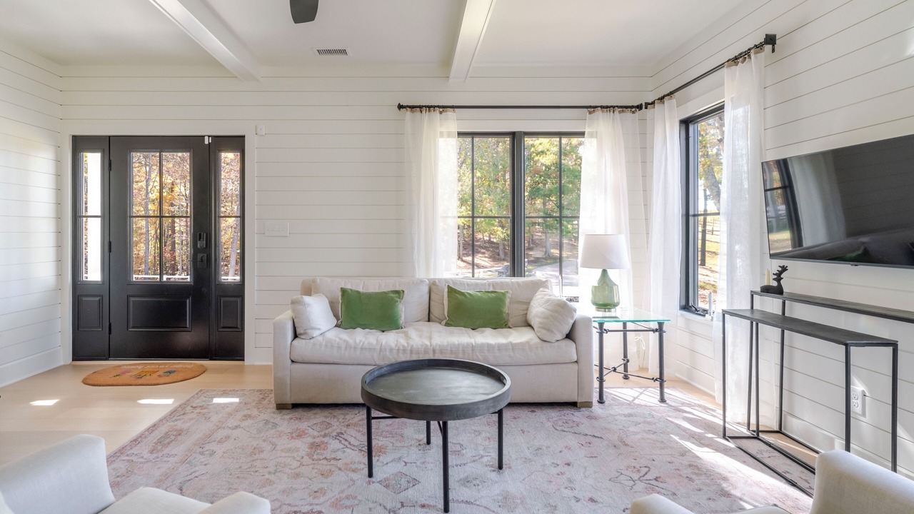 Photo of Livingroom in Batesville