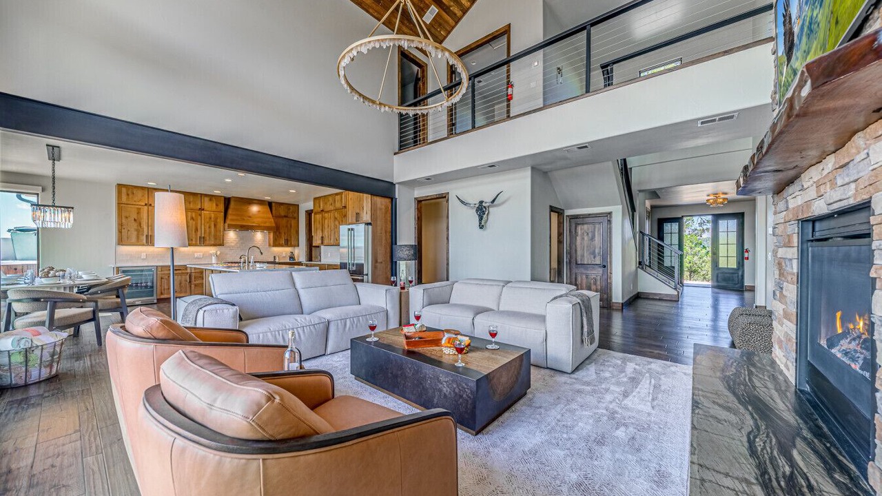Photo of Livingroom in Ruidoso