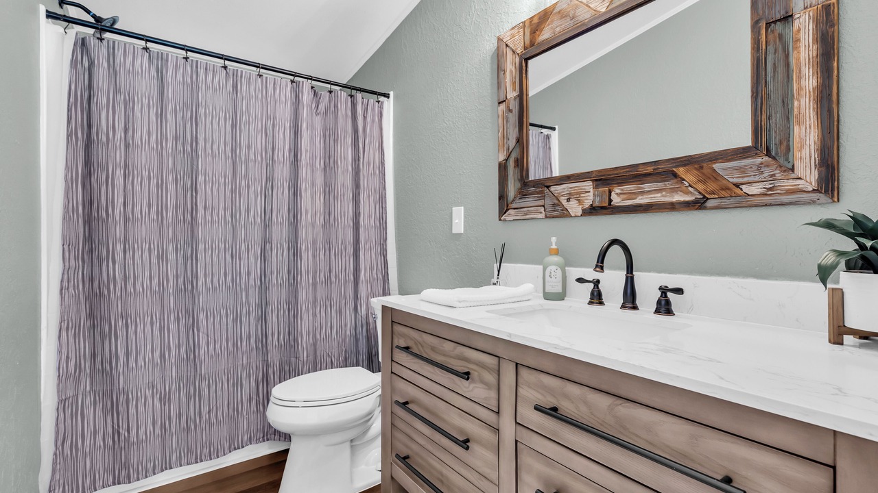 Photo of Bathroom in Ardmore