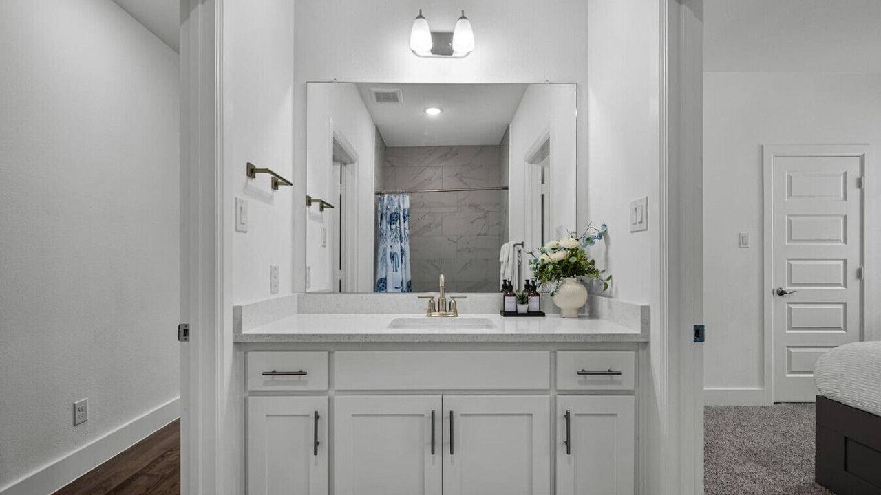 Photo of Bathroom in Rowlett