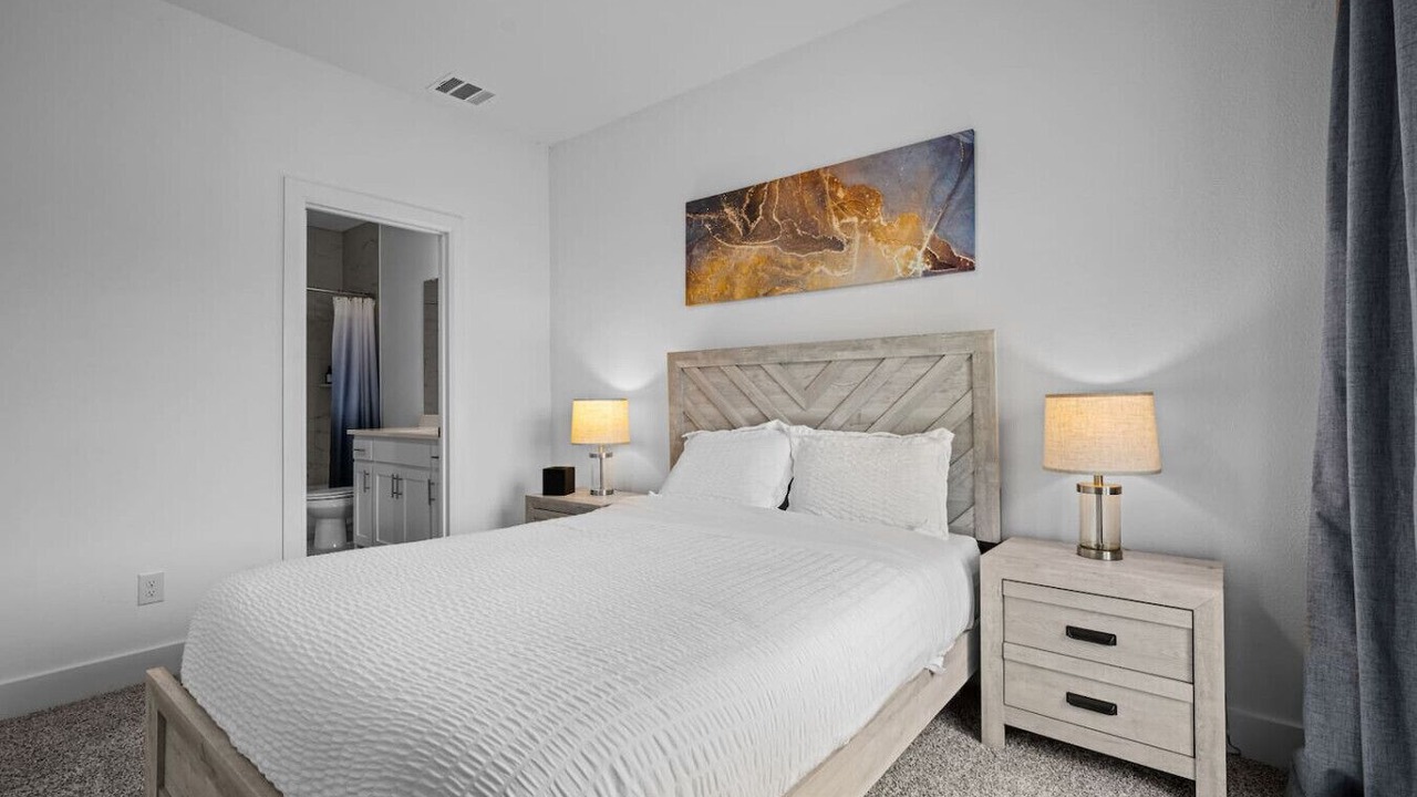 Photo of Bedroom in Rowlett