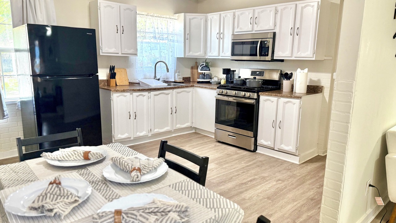 Photo of Kitchen in Montopolis