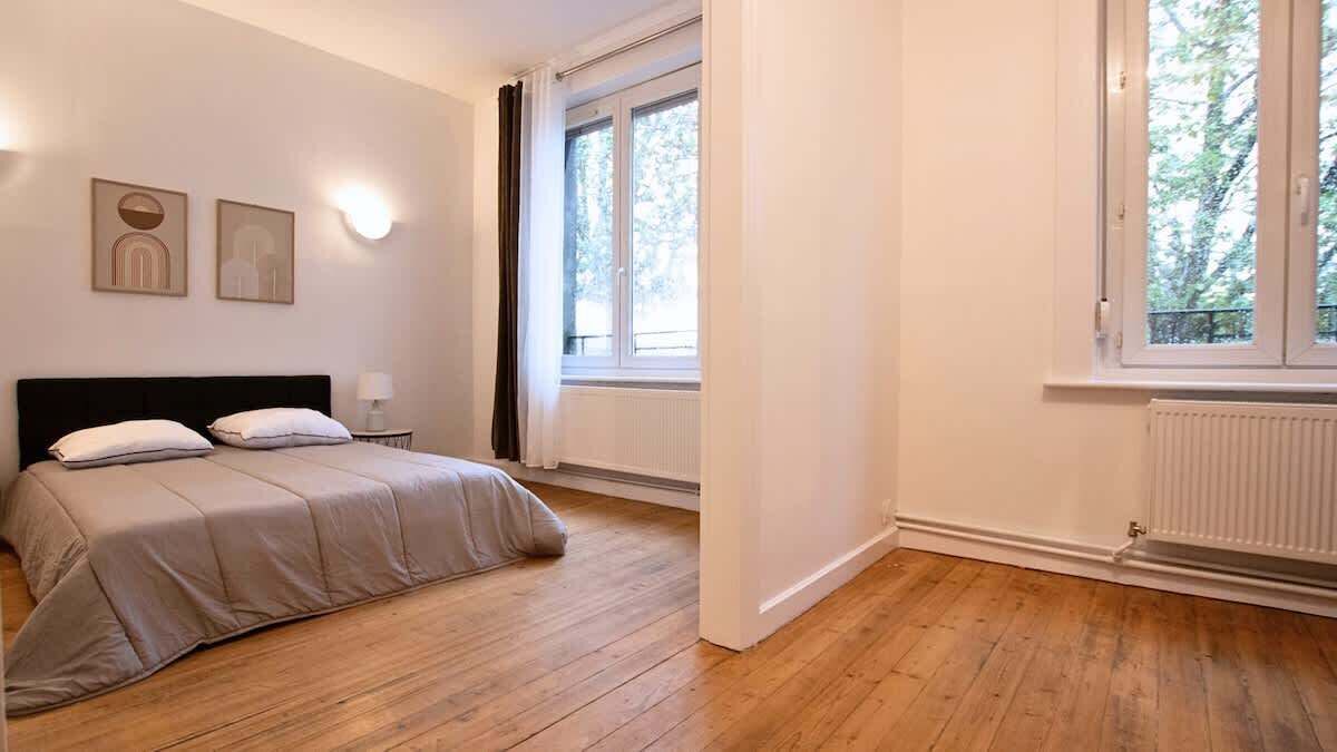 Photo of Bedroom in Douai