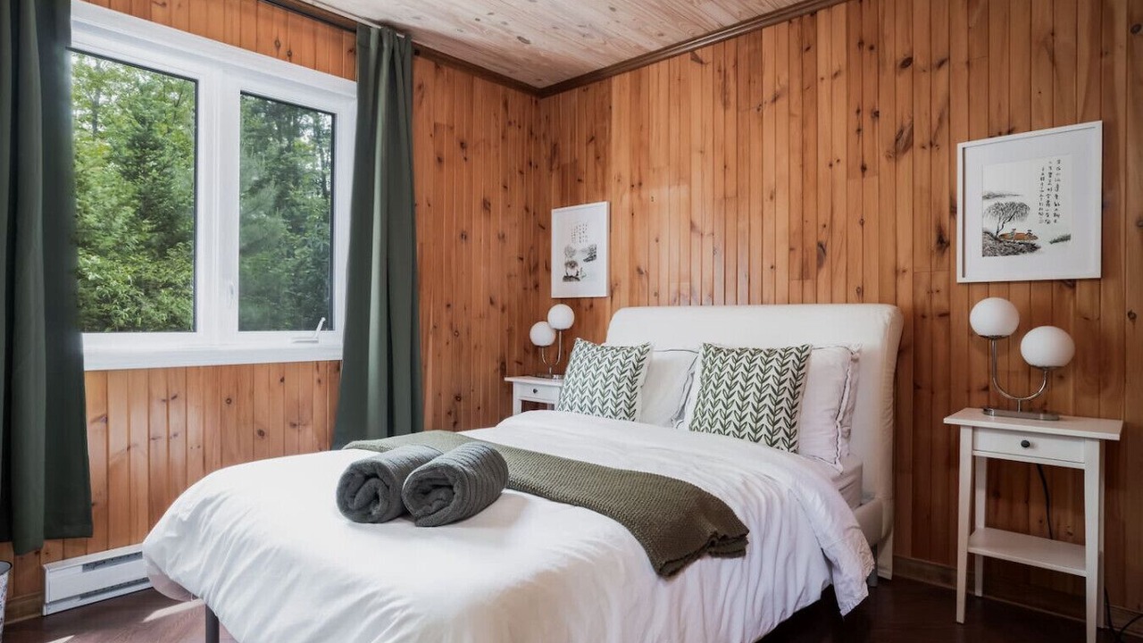 Photo of Bedroom in Chertsey