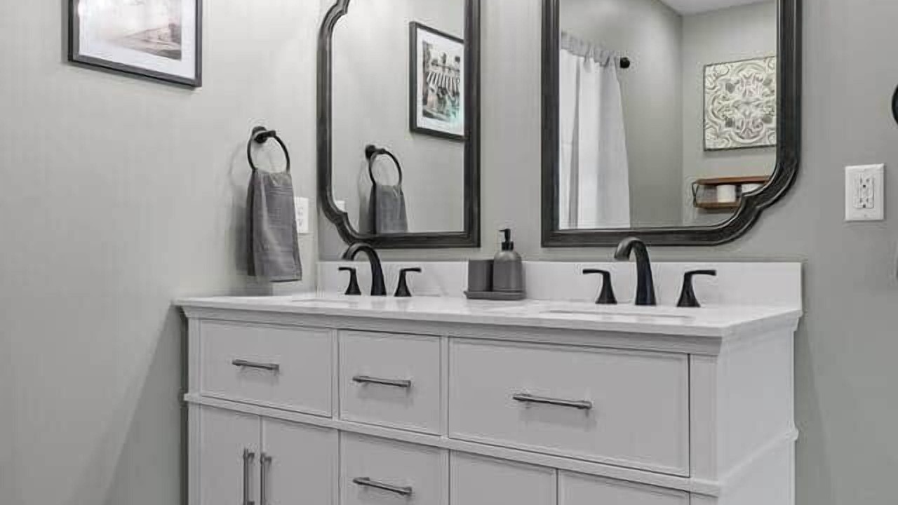 Photo of Bathroom in Rossville