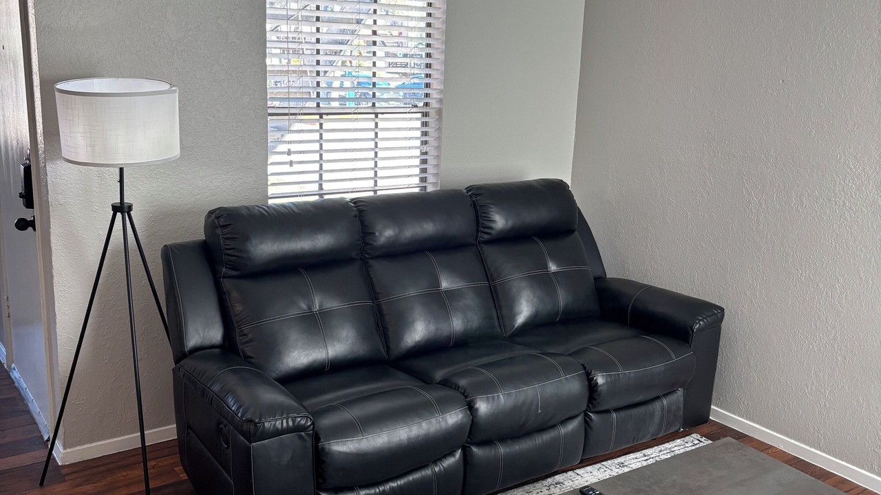 Photo of Livingroom in North Arlington