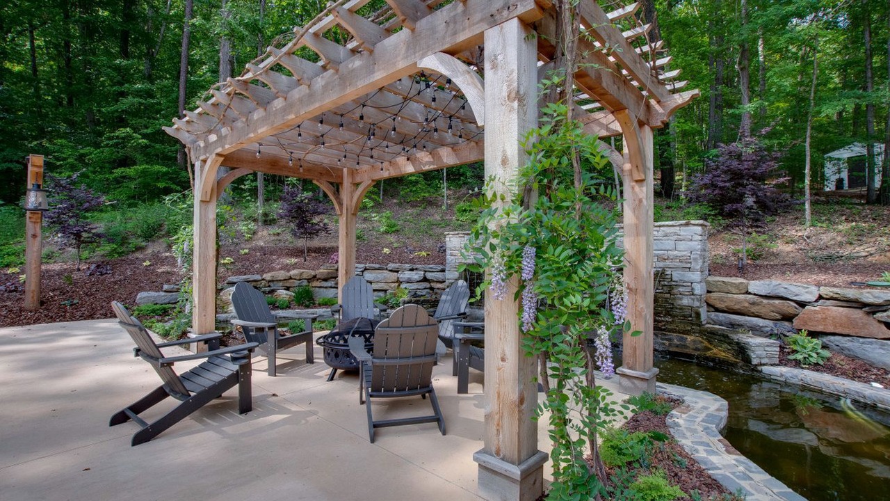 Photo of Patio Balcony in Groveoak