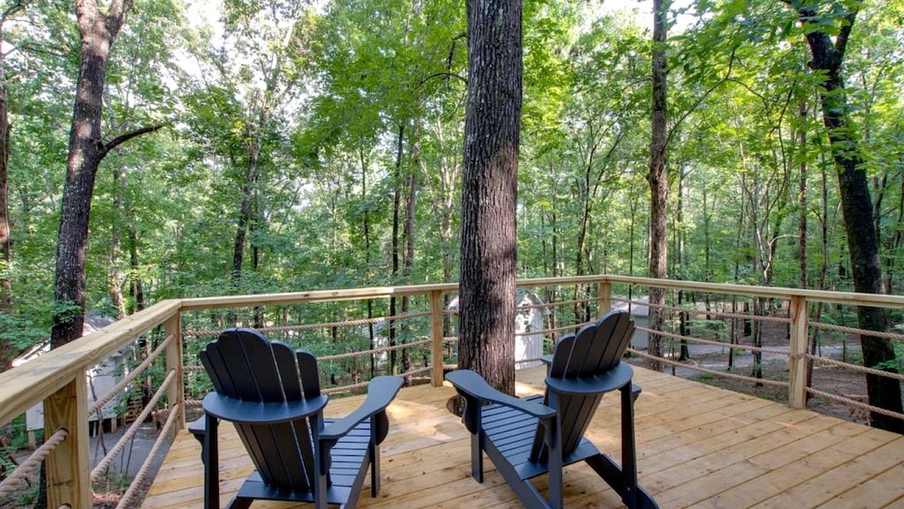Photo of Outdoor in Groveoak