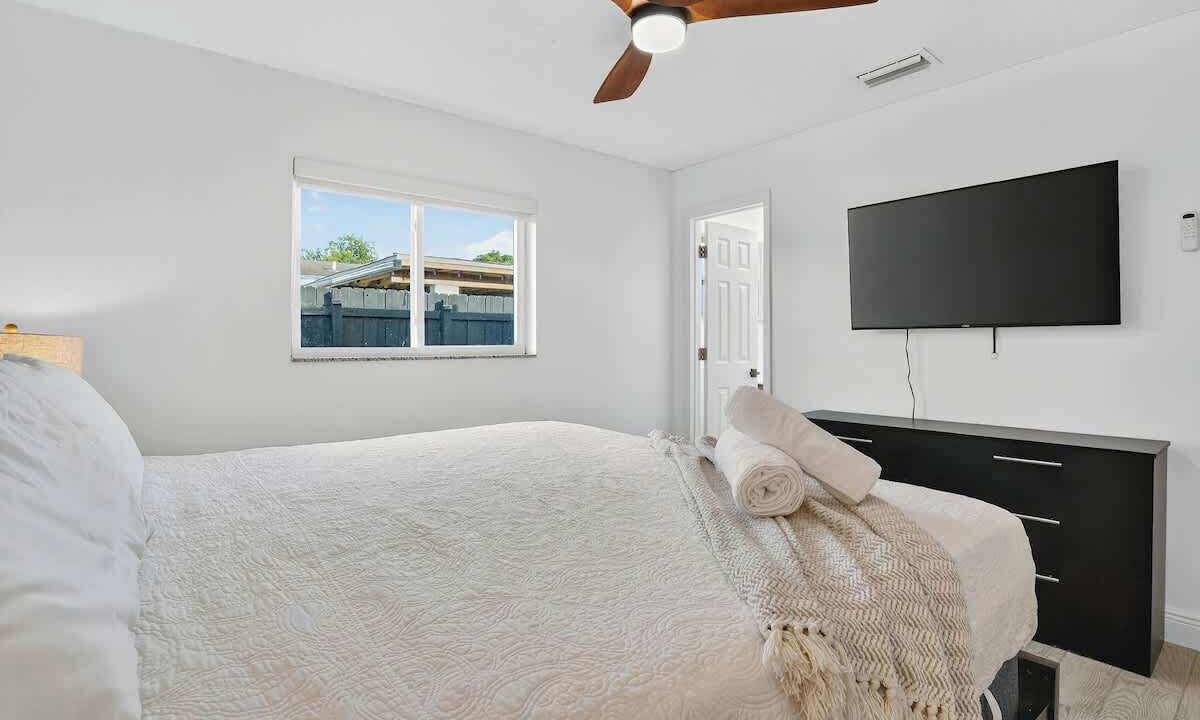 Photo of Bedroom in Driftwood