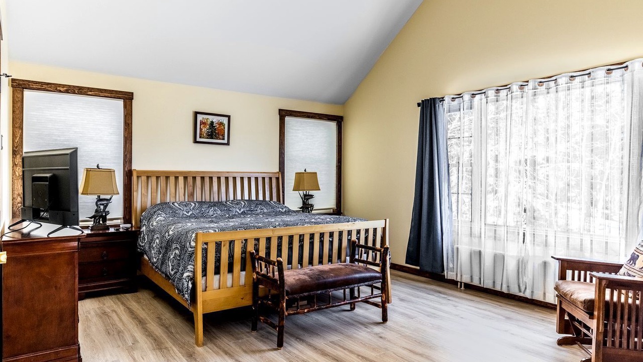 Photo of Bedroom in Beaver Cove