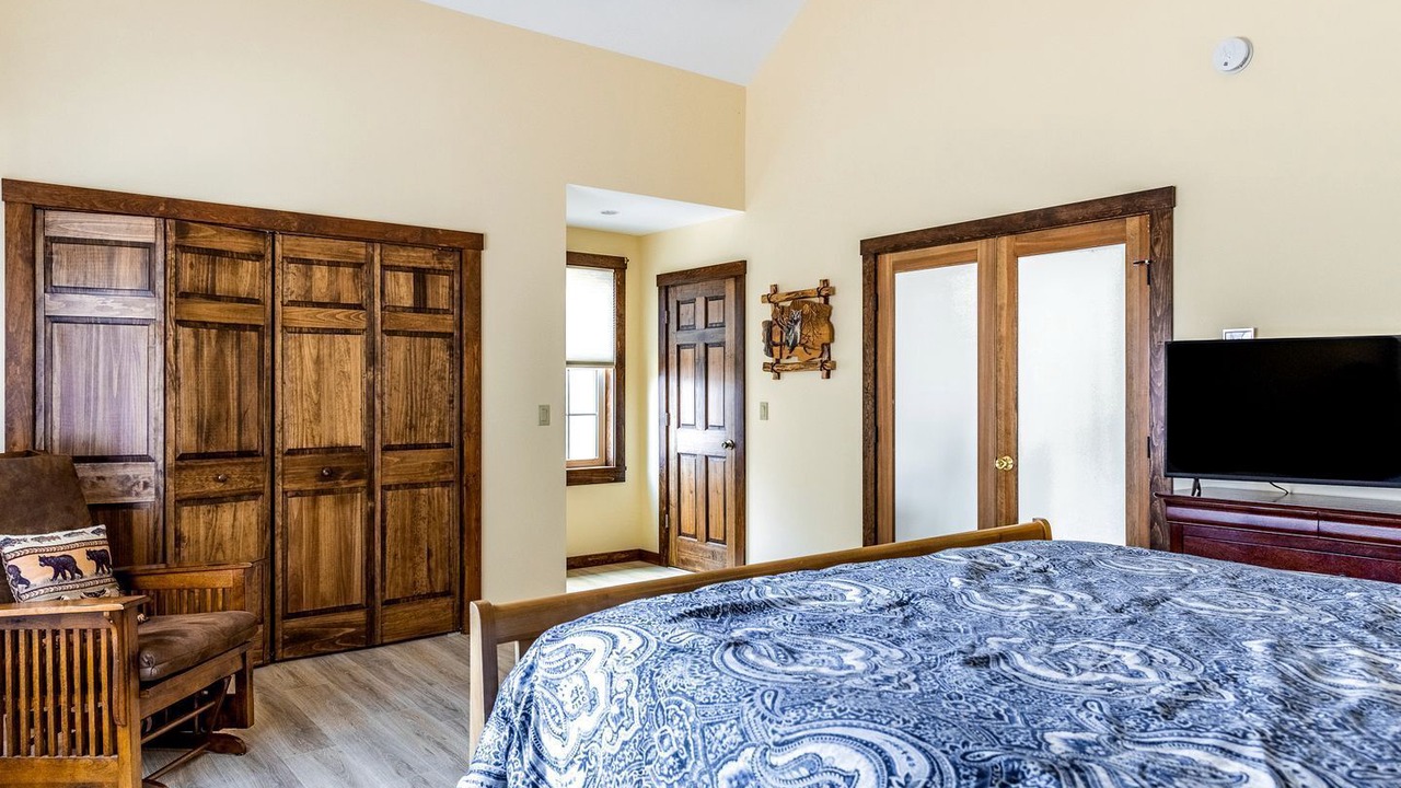 Photo of Bedroom in Beaver Cove