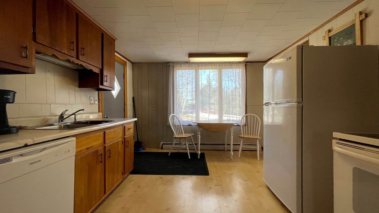 Photo of Kitchen in Portage Lake