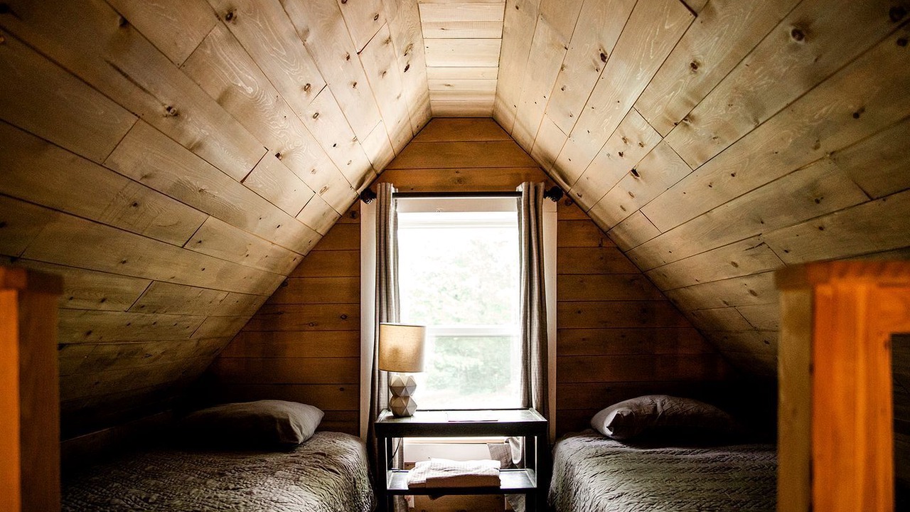 Photo of Bedroom in Portage Lake