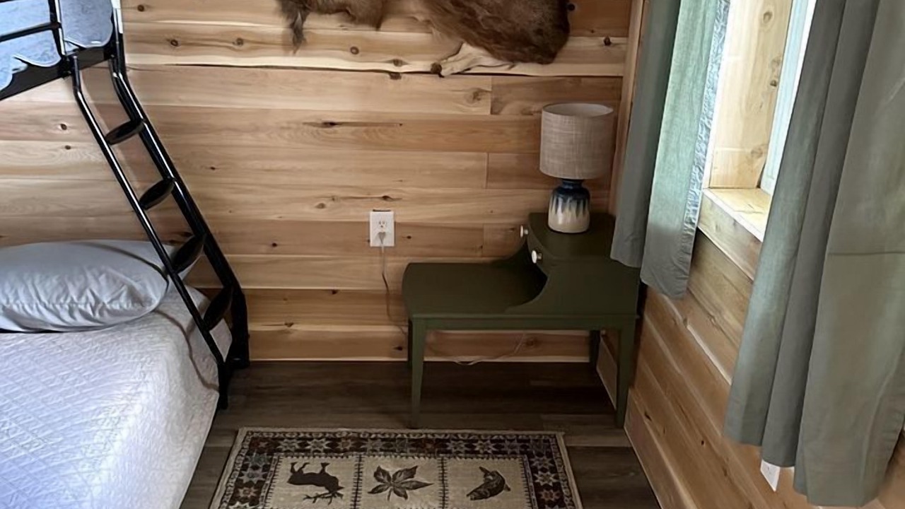 Photo of Bedroom in Portage Lake