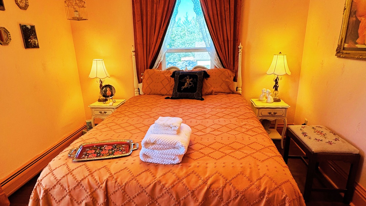 Photo of Bedroom in Fort Morgan