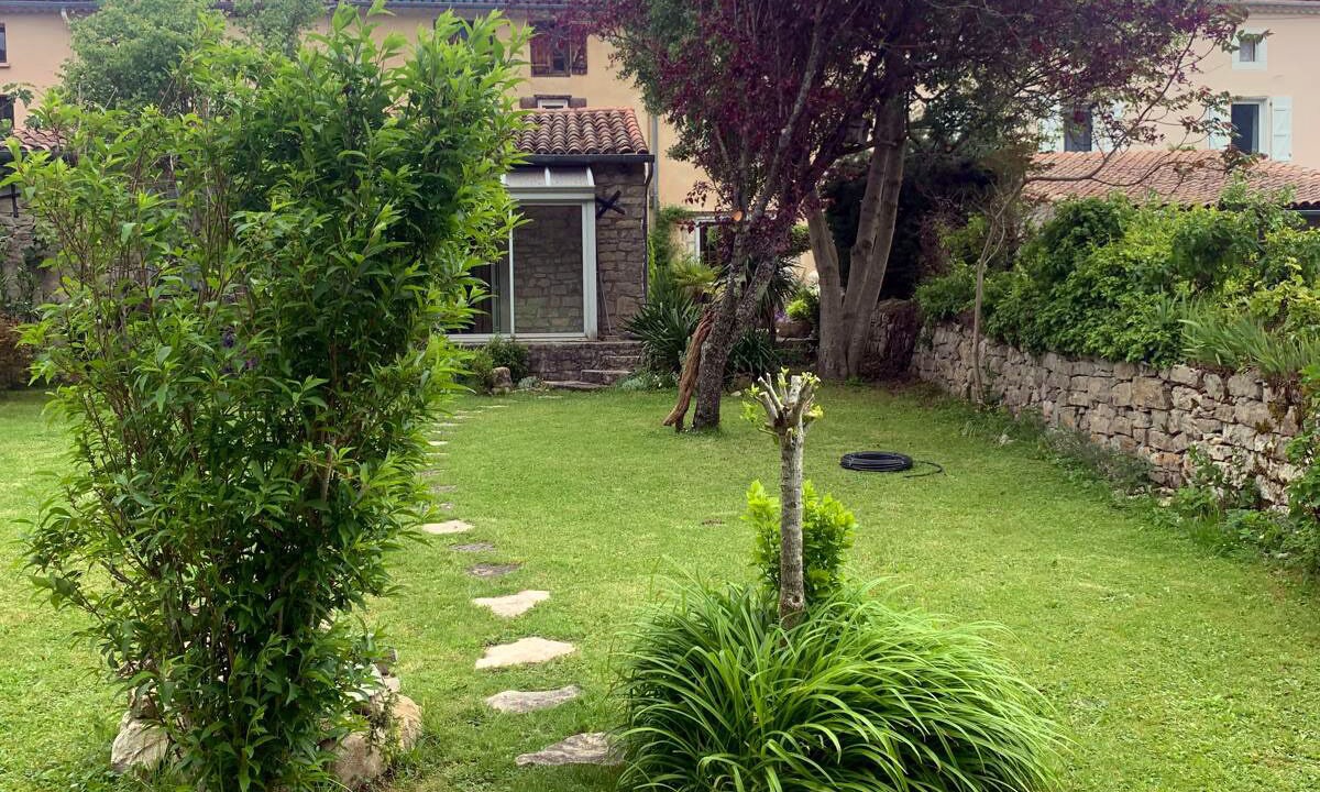 Photo of Outdoor in Nebias