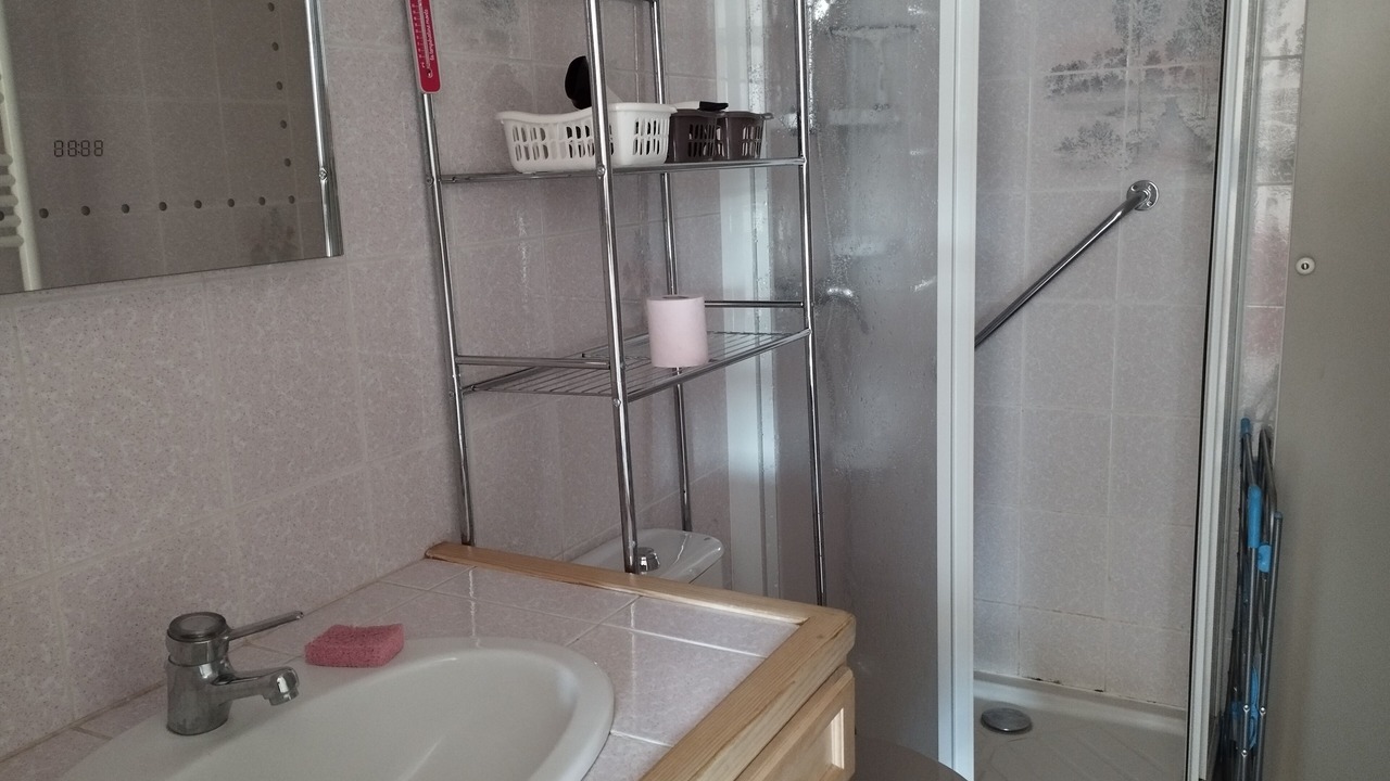 Photo of Bathroom in Besse-en-Chandesse
