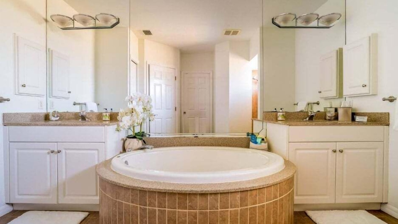 Photo of Bathroom in Braden River