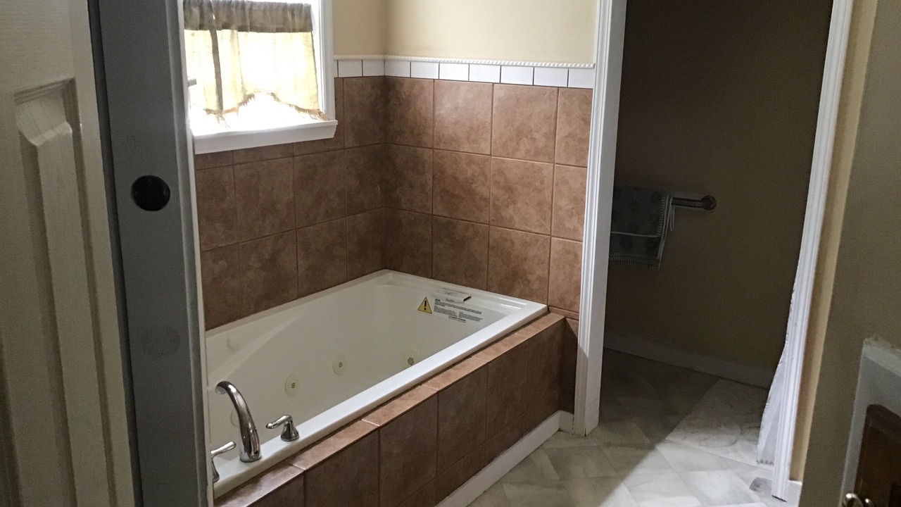 Photo of Bathroom in Benton