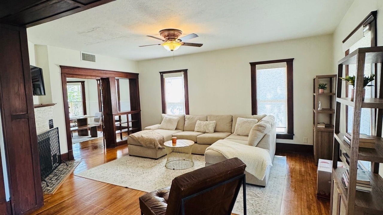 Photo of Livingroom in Siloam Springs