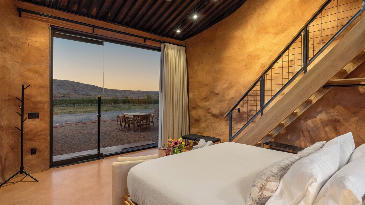 Photo of Bedroom in Delta
