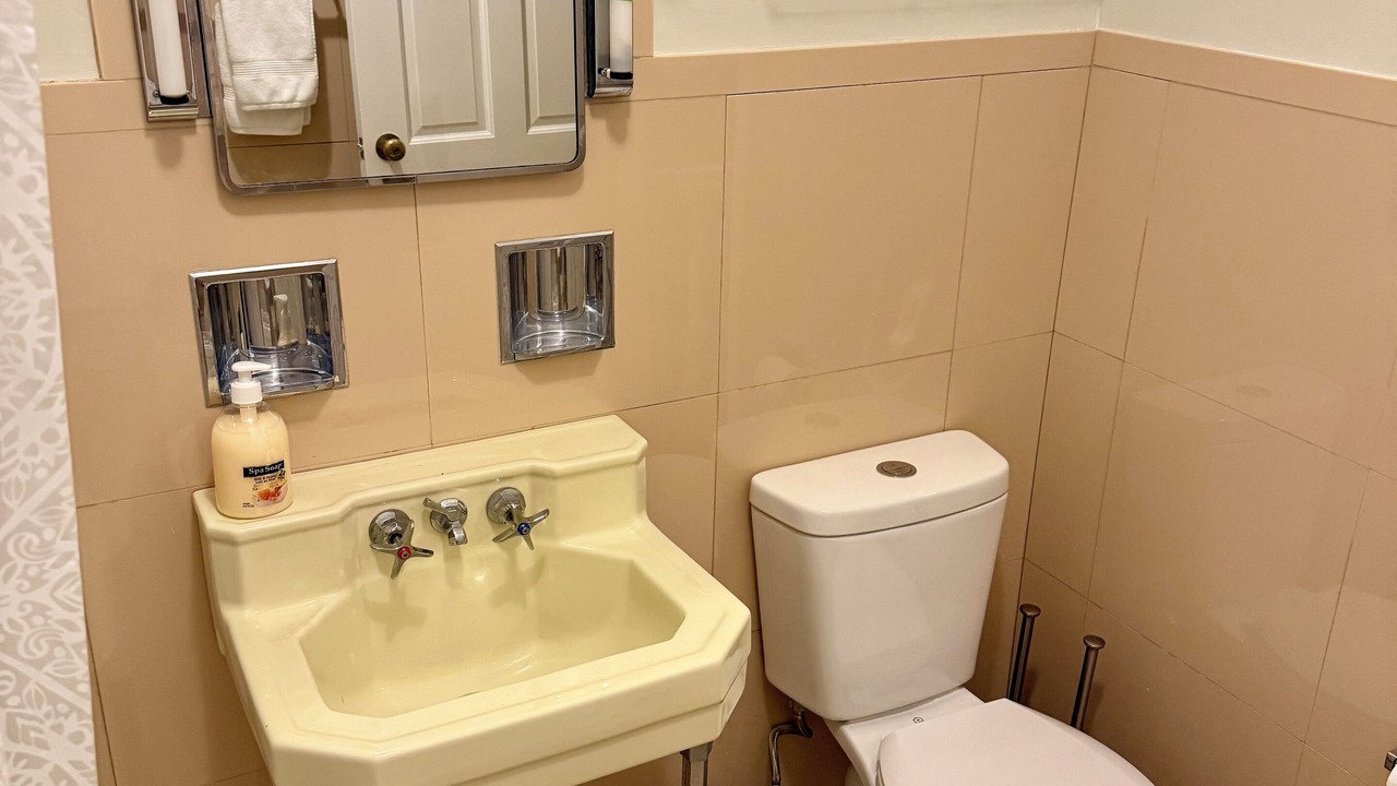 Photo of Bathroom in Caribou