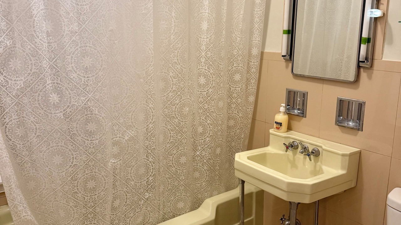 Photo of Bathroom in Caribou