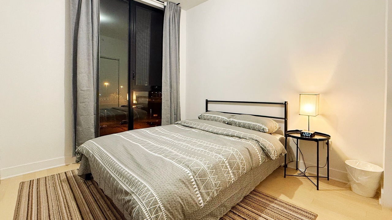 Photo of Bedroom in Longueuil
