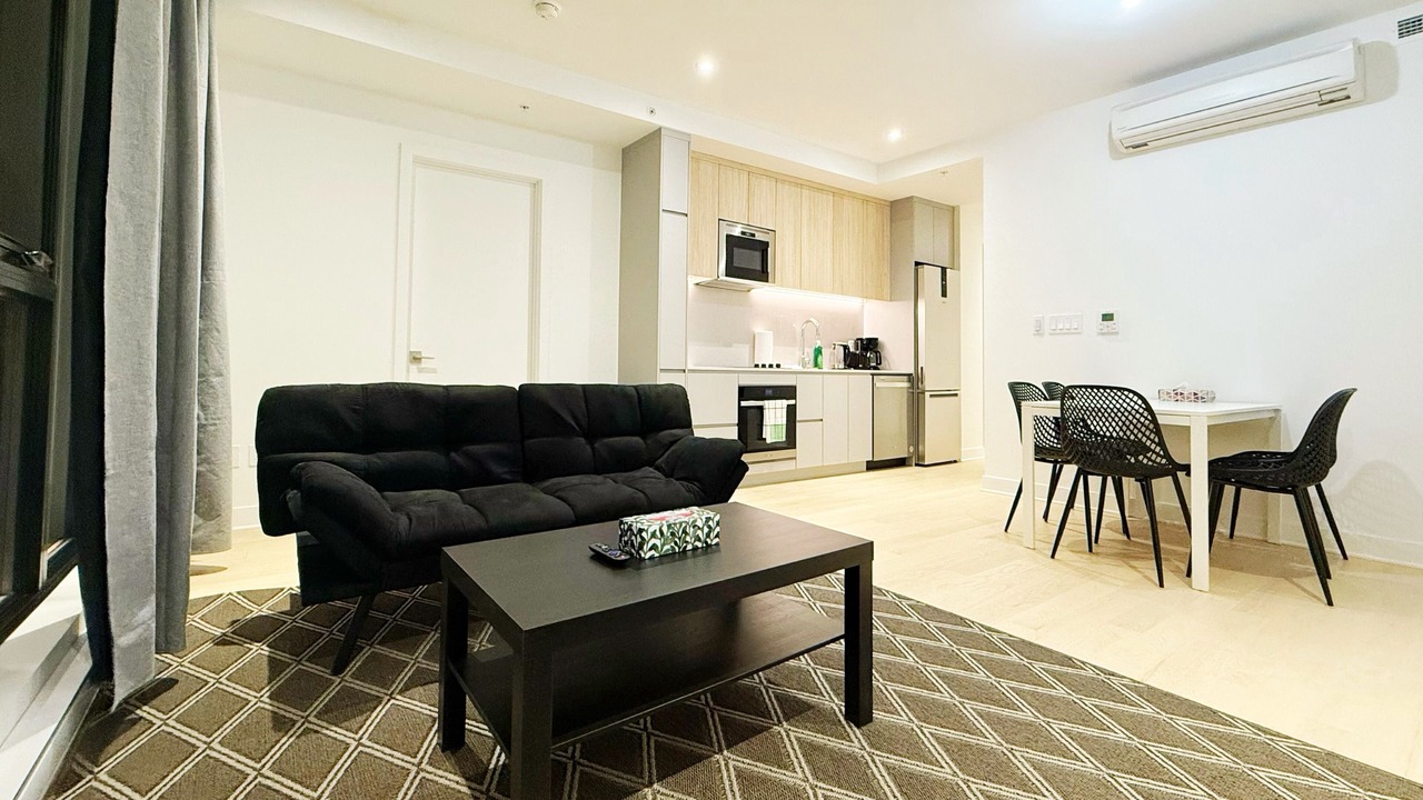 Photo of Livingroom in Longueuil