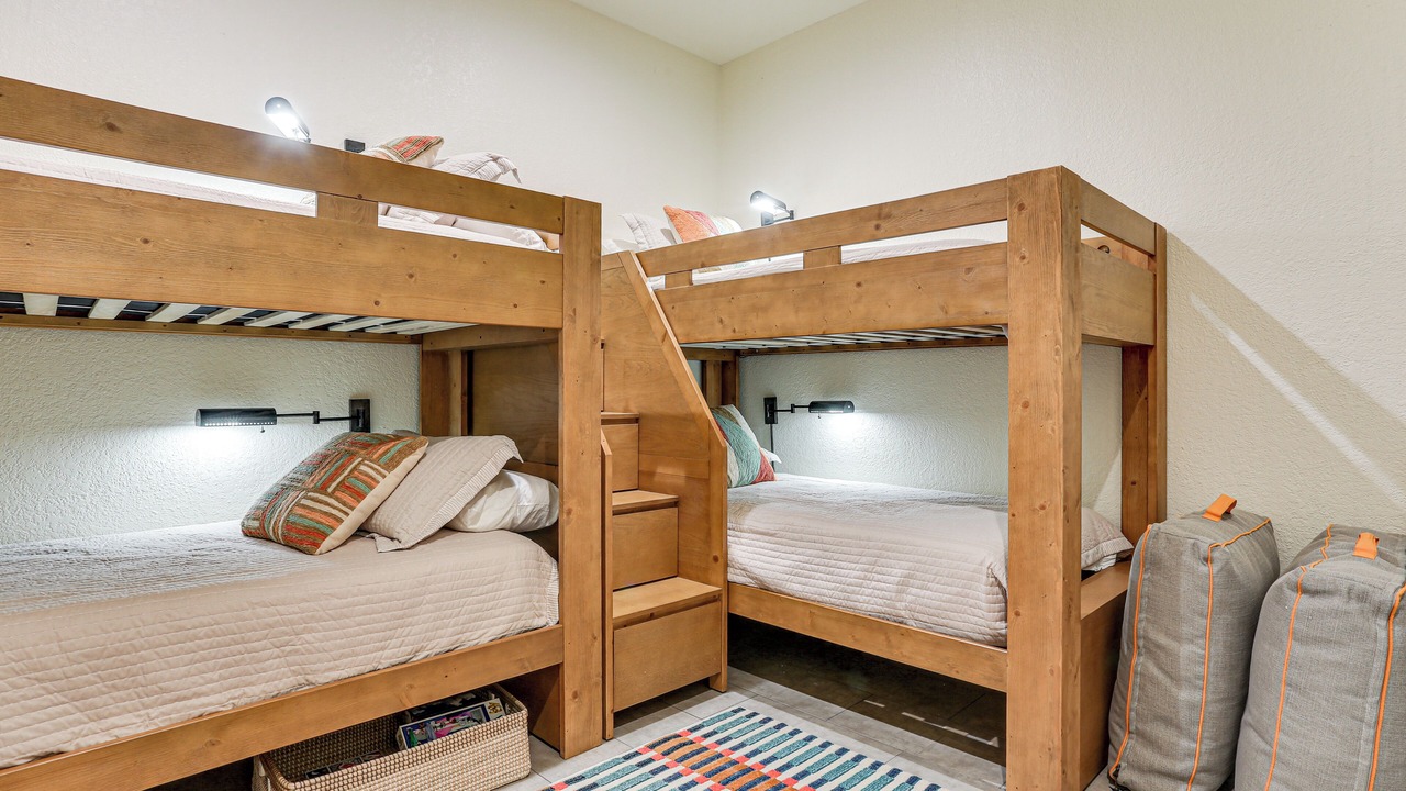 Photo of Bedroom in Pottsboro