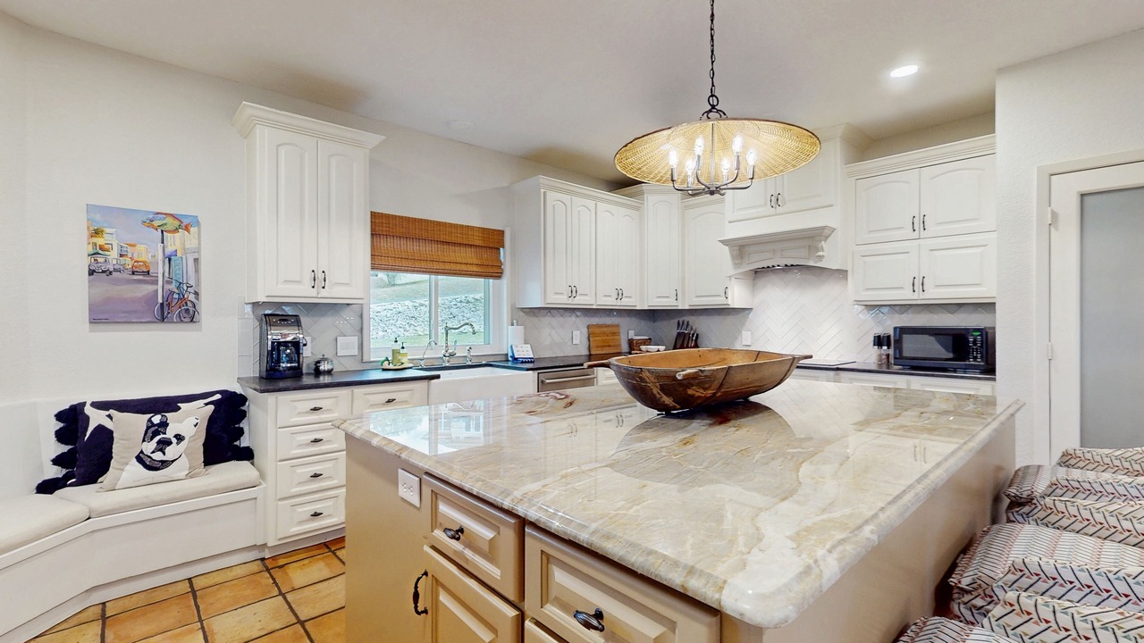 Photo of Kitchen in Horseshoe Bay West