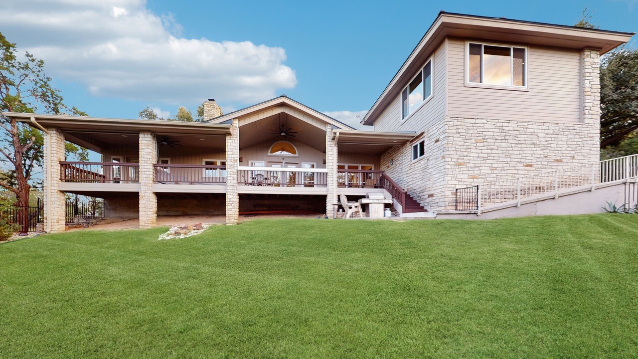 Photo of Outdoor in Horseshoe Bay West