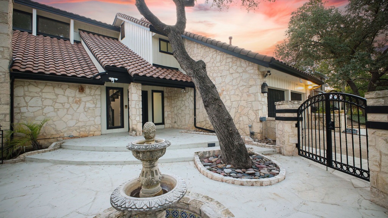 Photo of Outdoor in Woodlands of Camino Real