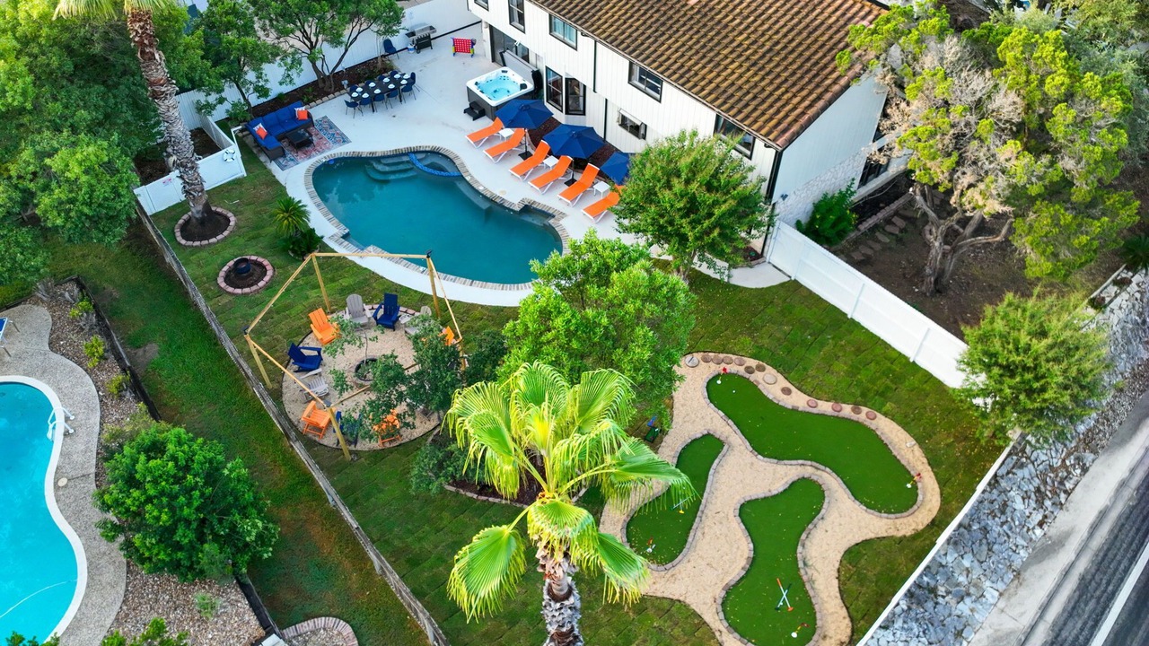 Photo of Outdoor in Woodlands of Camino Real