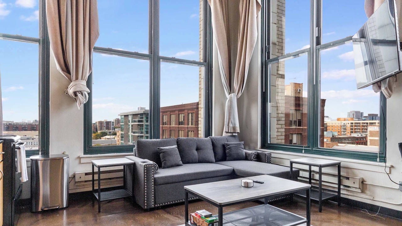Photo of Livingroom in West Loop